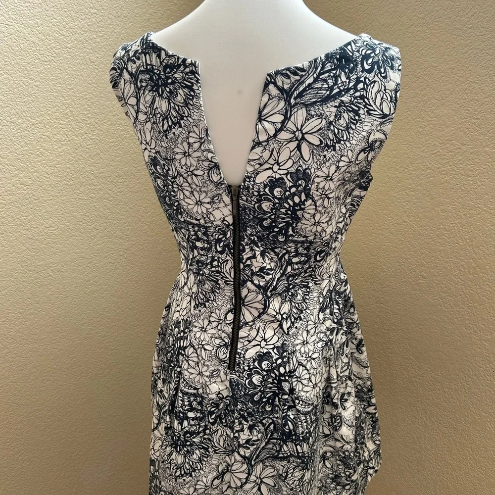 Zara Navy and White A-Line Dress Pleated Waist Adorable‎ Size M - Picture 3 of 4